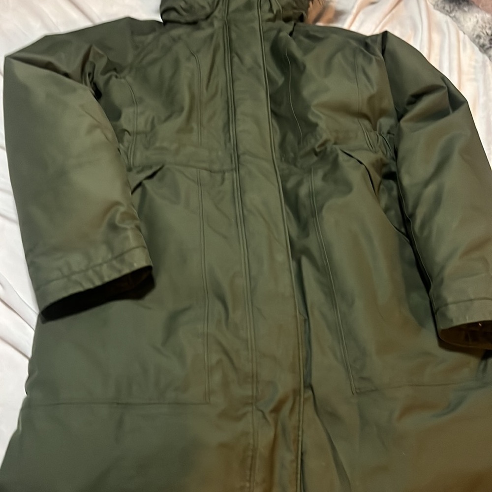 Excellent condition North Face Down Parker - Picture 8 of 11